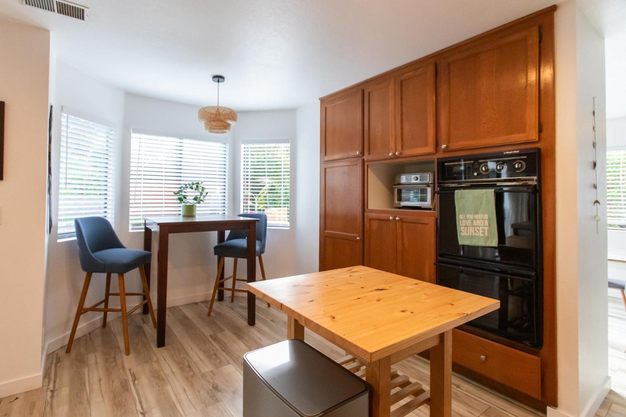Spacious Family Retreat! Sleeps 12 + Huge Backyard ซานฮวนคาปิสตราโน ภายนอก รูปภาพ