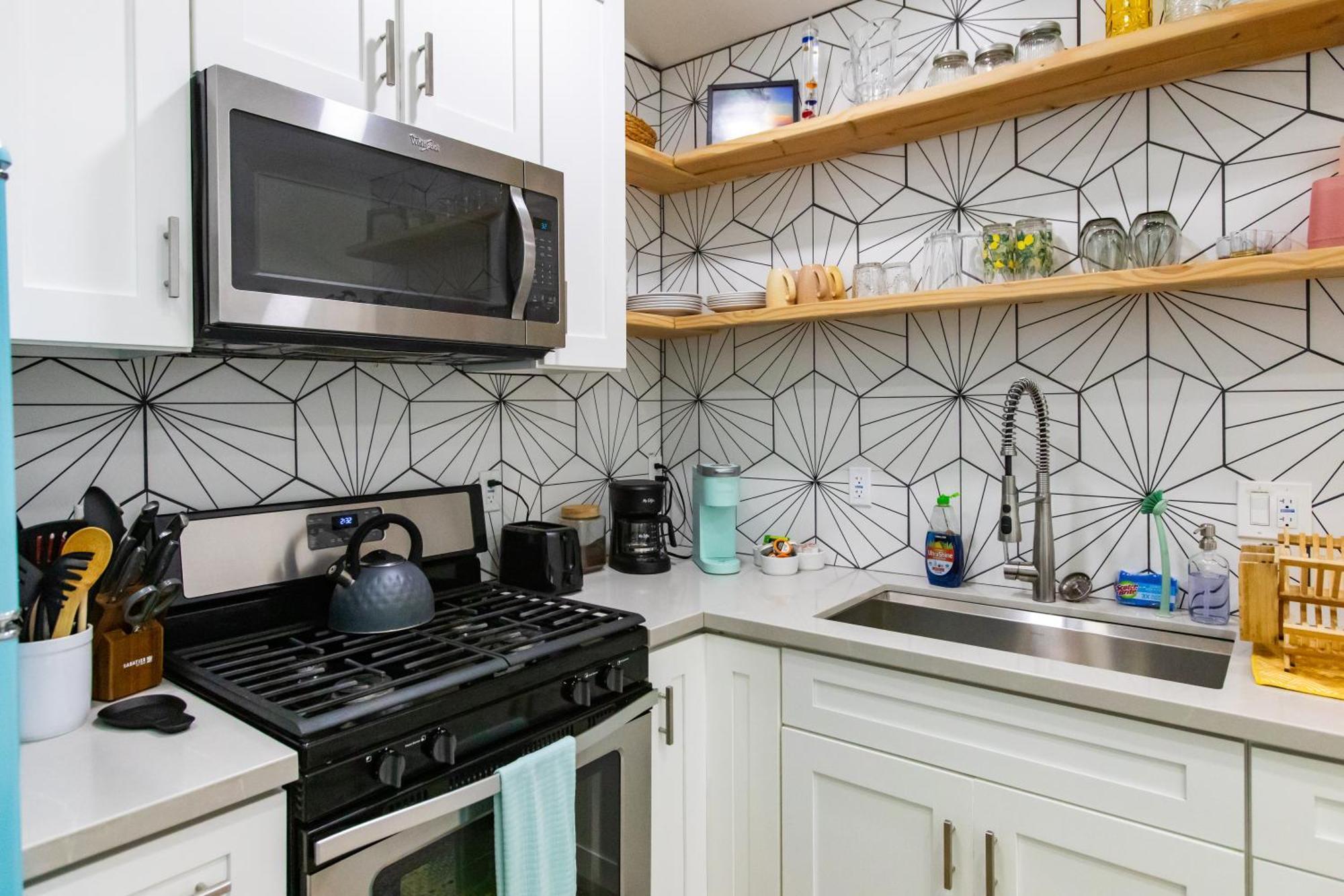 Spacious Family Retreat! Sleeps 12 + Huge Backyard ซานฮวนคาปิสตราโน ภายนอก รูปภาพ
