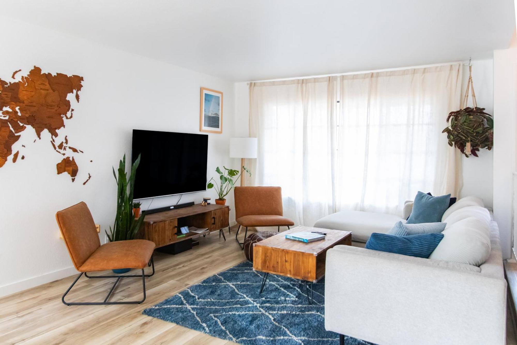 Spacious Family Retreat! Sleeps 12 + Huge Backyard ซานฮวนคาปิสตราโน ภายนอก รูปภาพ