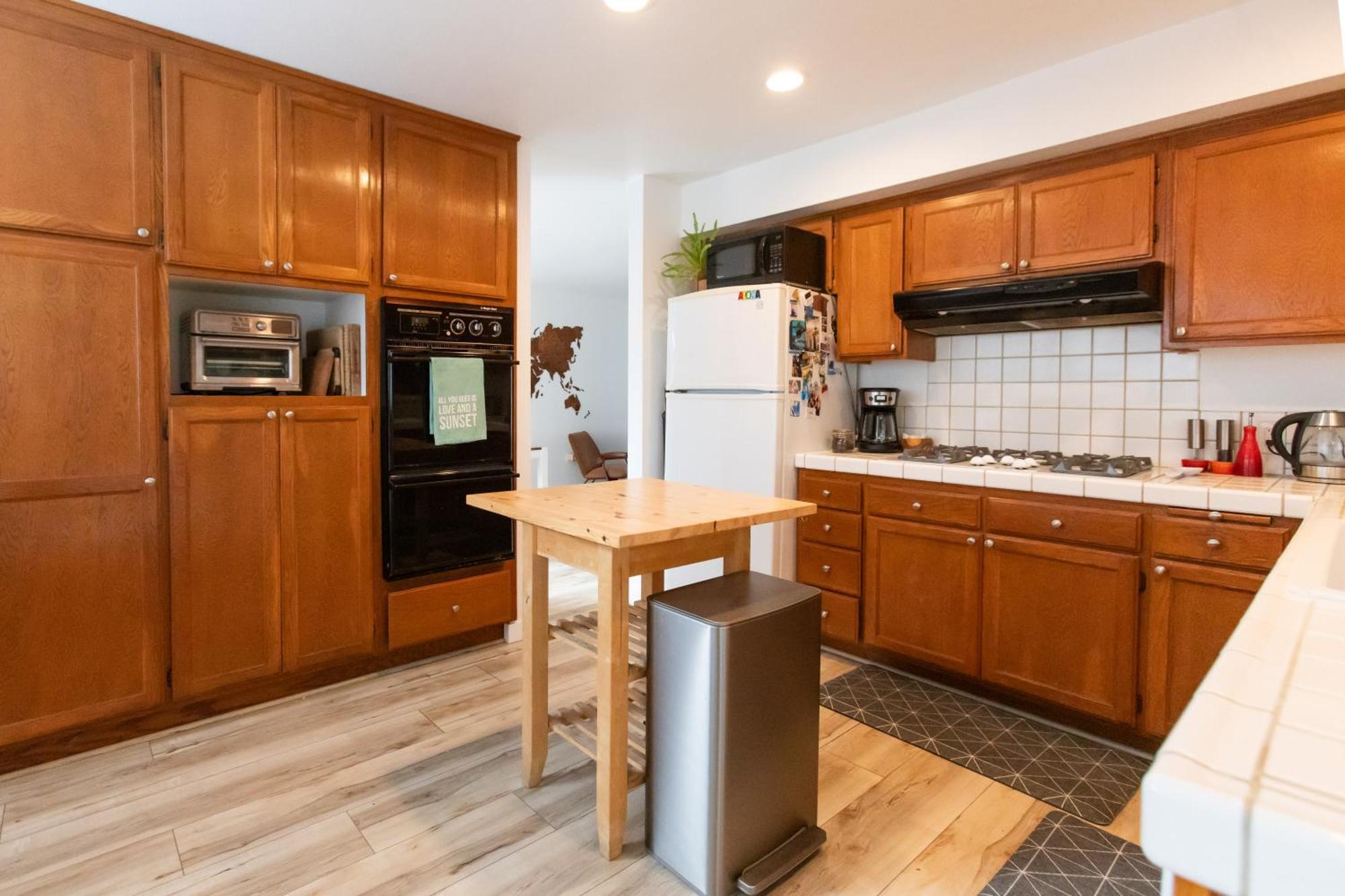 Spacious Family Retreat! Sleeps 12 + Huge Backyard ซานฮวนคาปิสตราโน ภายนอก รูปภาพ