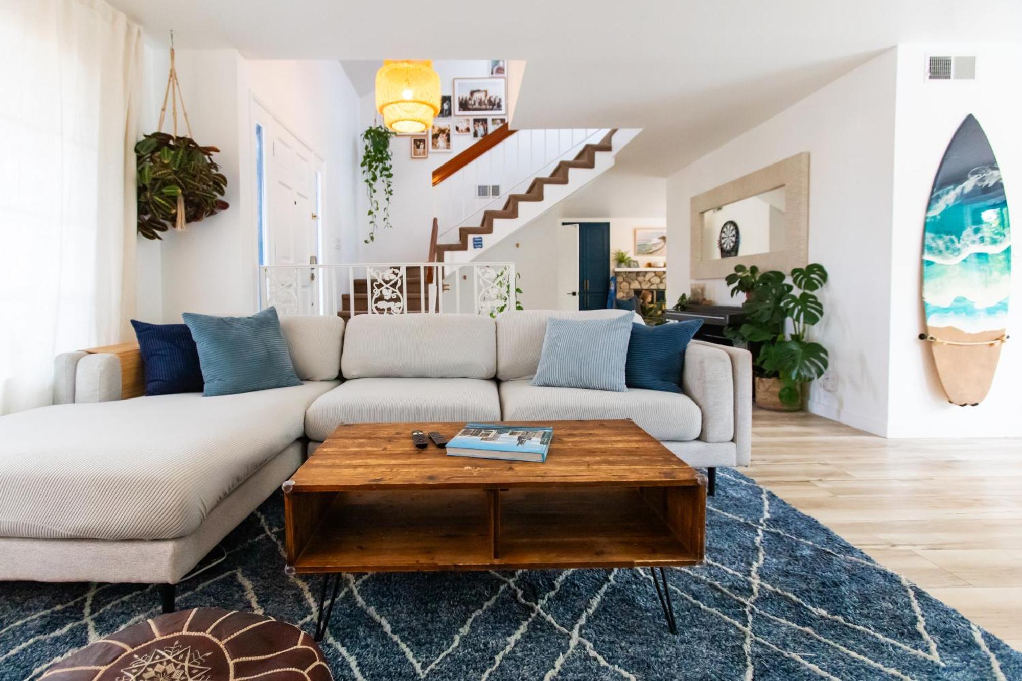Spacious Family Retreat! Sleeps 12 + Huge Backyard ซานฮวนคาปิสตราโน ภายนอก รูปภาพ