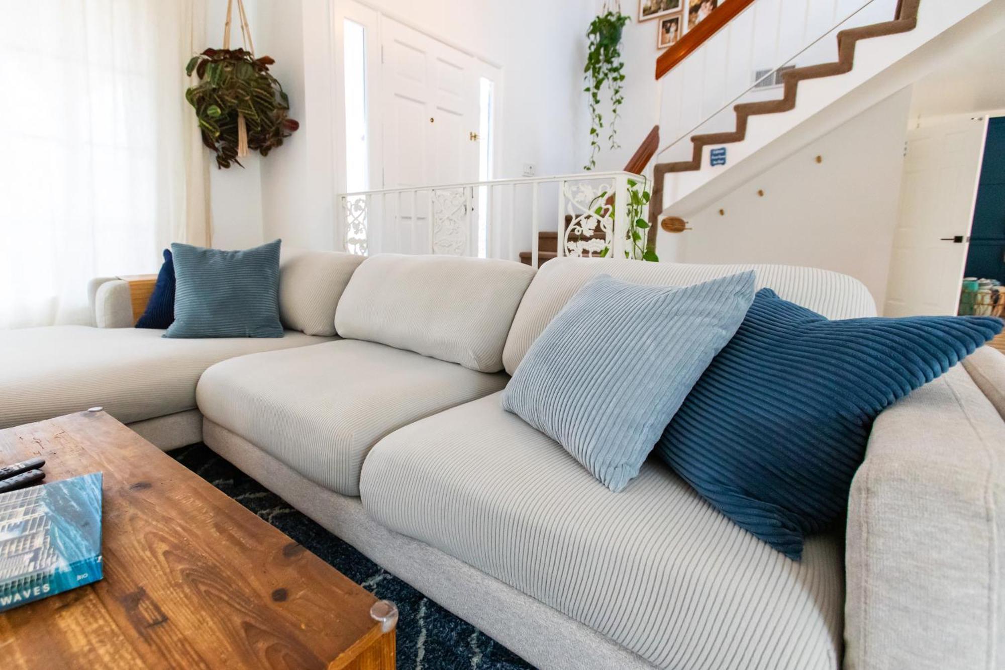Spacious Family Retreat! Sleeps 12 + Huge Backyard ซานฮวนคาปิสตราโน ภายนอก รูปภาพ