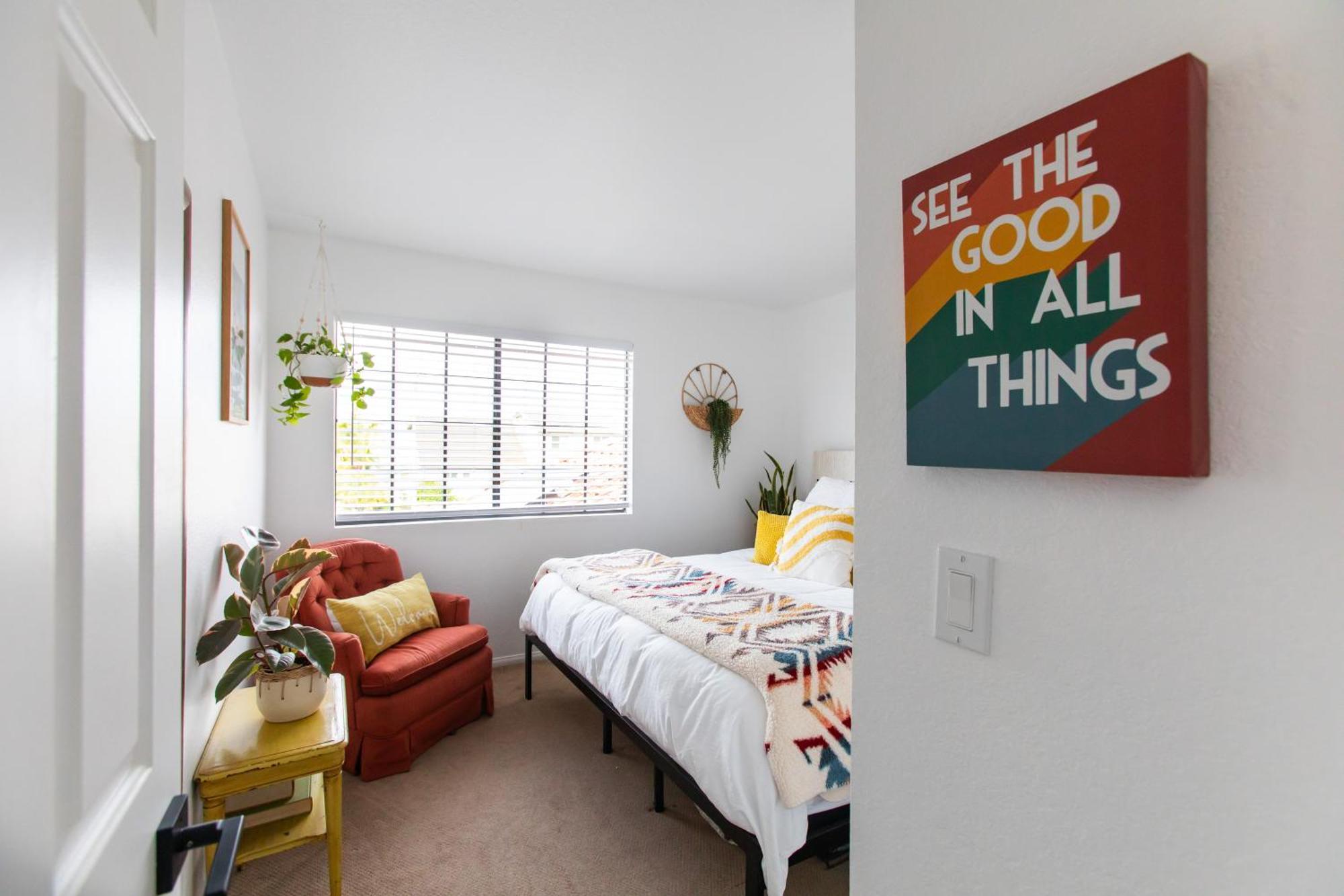 Spacious Family Retreat! Sleeps 12 + Huge Backyard ซานฮวนคาปิสตราโน ภายนอก รูปภาพ