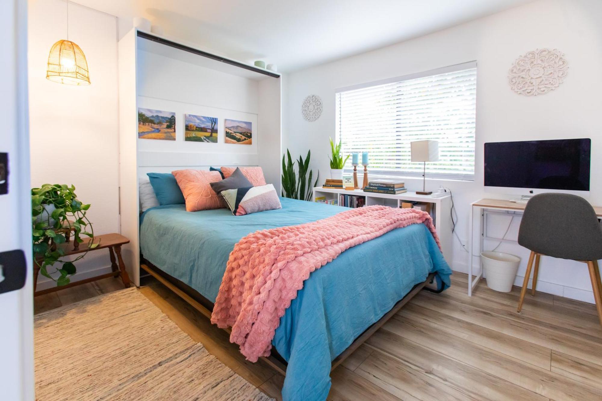 Spacious Family Retreat! Sleeps 12 + Huge Backyard ซานฮวนคาปิสตราโน ภายนอก รูปภาพ