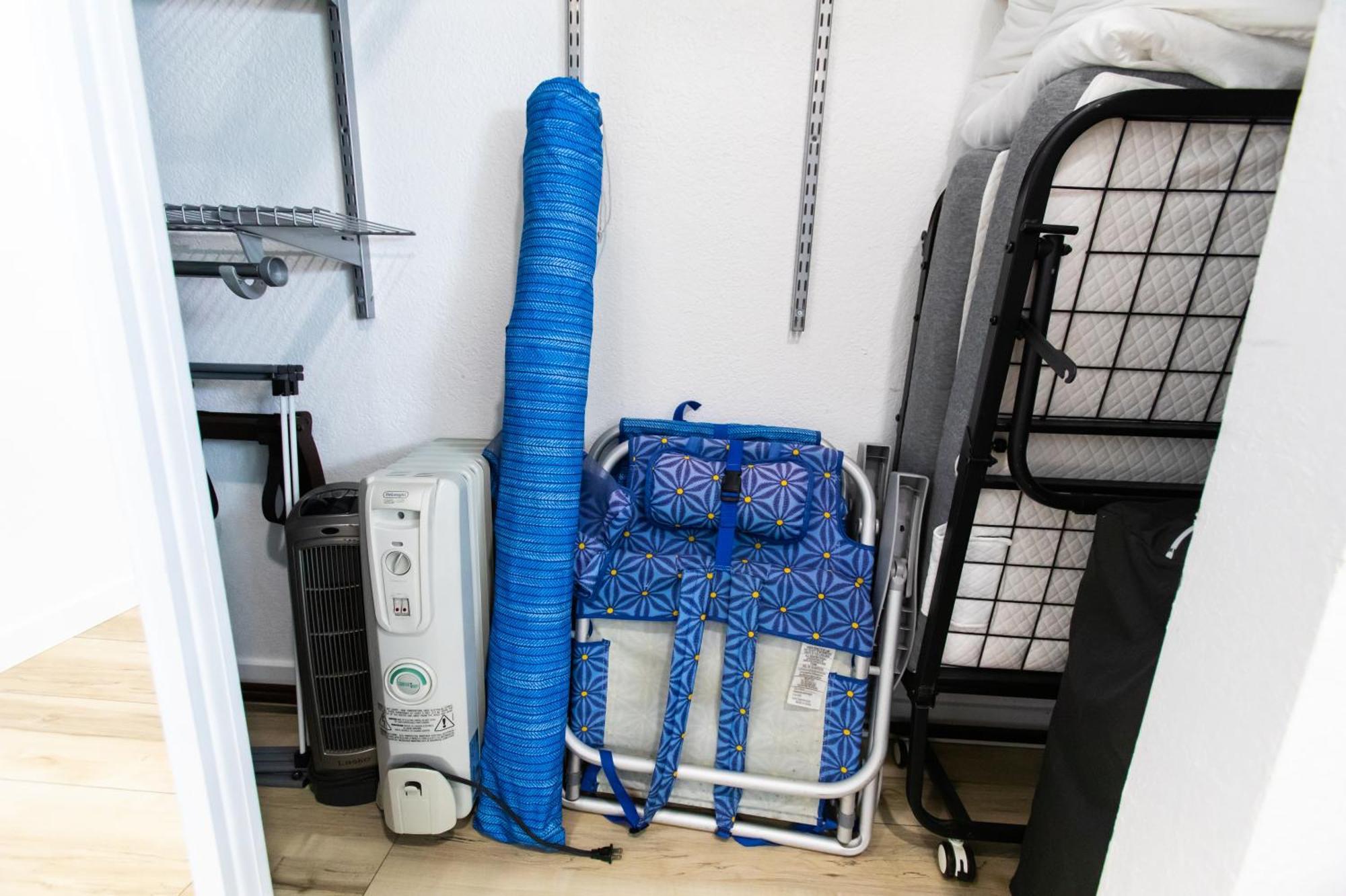 Spacious Family Retreat! Sleeps 12 + Huge Backyard ซานฮวนคาปิสตราโน ภายนอก รูปภาพ